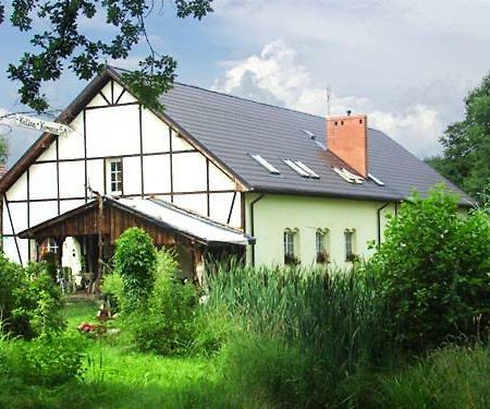 Pensjonat Kalina Komorze Exteriör bild